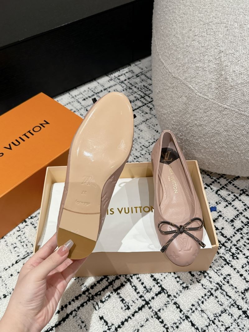 Louis Vuitton Flat Shoes